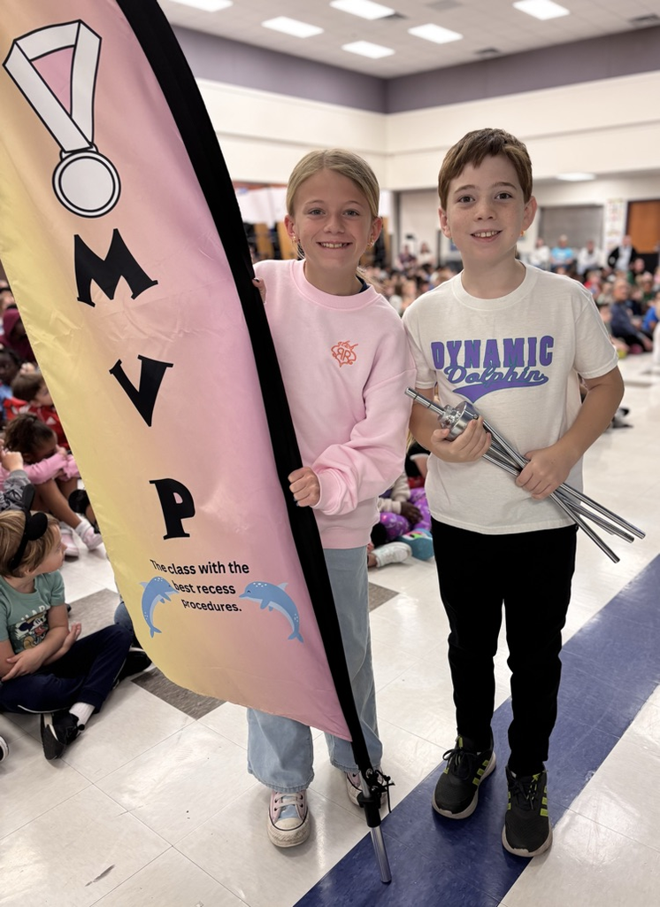 students with mvp flag 
