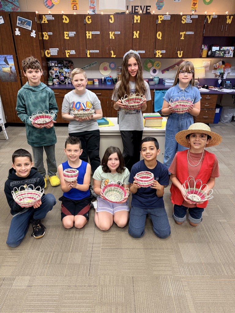 GATE students basket weaving