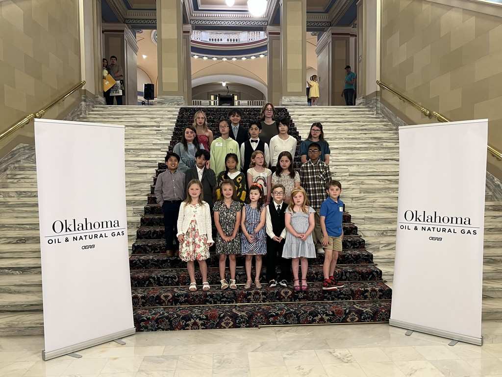 A group picture of all the contestants at the OERP Well Site Safety. Jona Medina is i n the back.