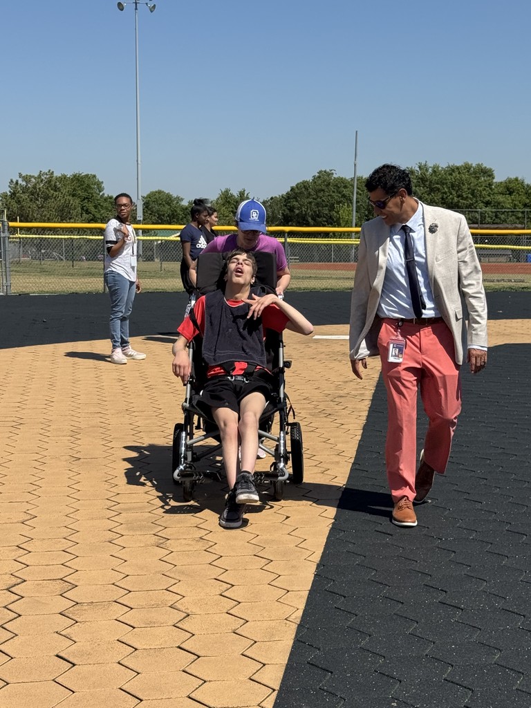 An intern running bases with Dr. Delich.