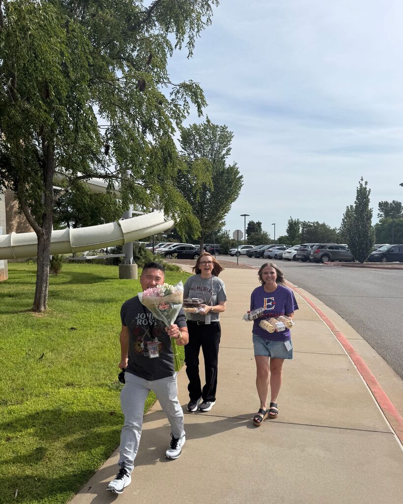 administrators doing acts of kindness around edmond