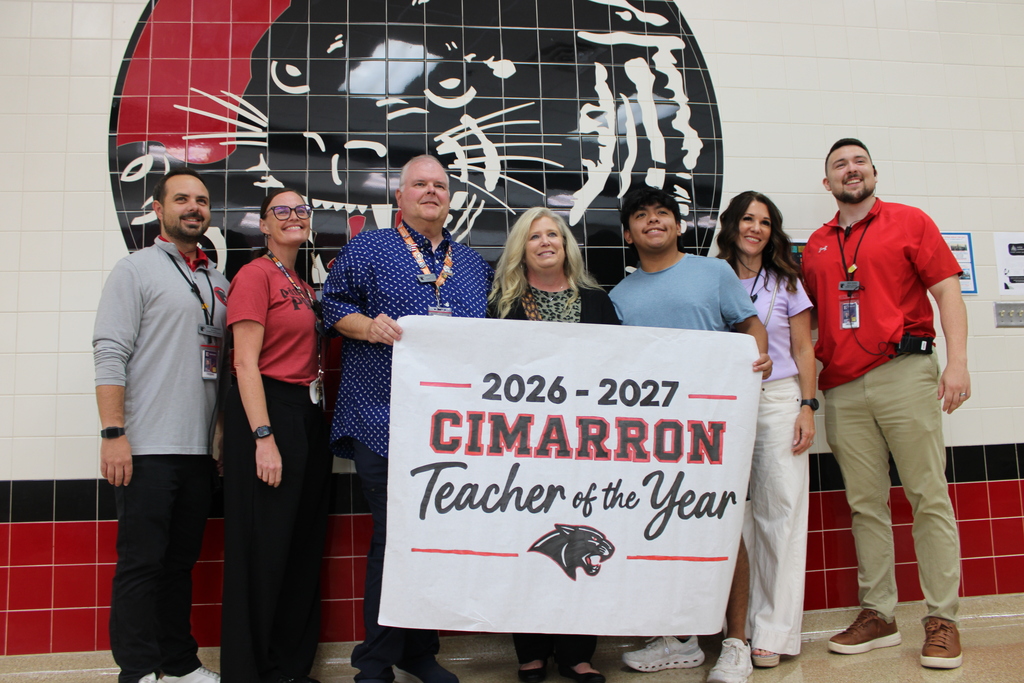 DwightJustus is awarded 26-27 Cimarron Teacher Of The Year