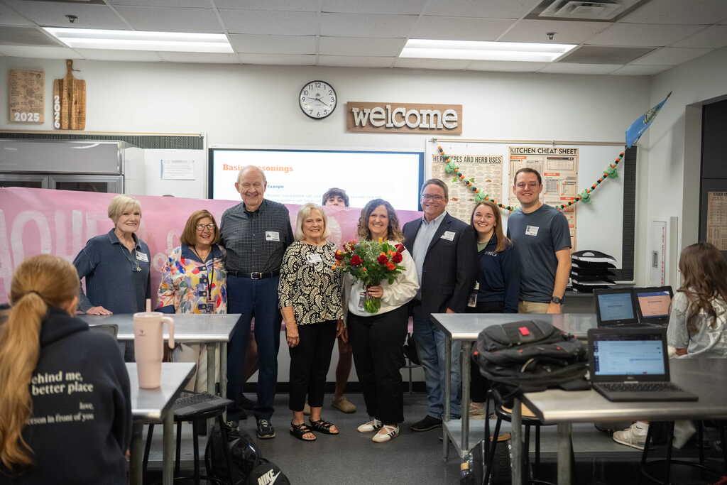 EMHS Teacher of the year Kristen Ellis and family and friends