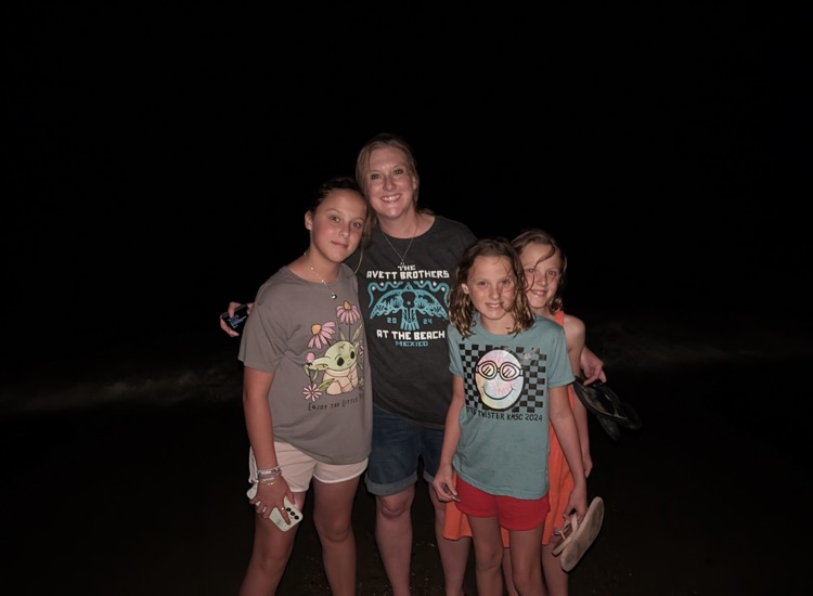 Mrs Gambill ans daughters 