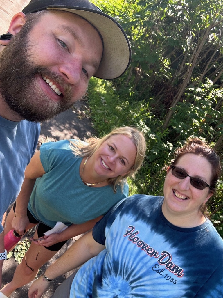 group selfie outside