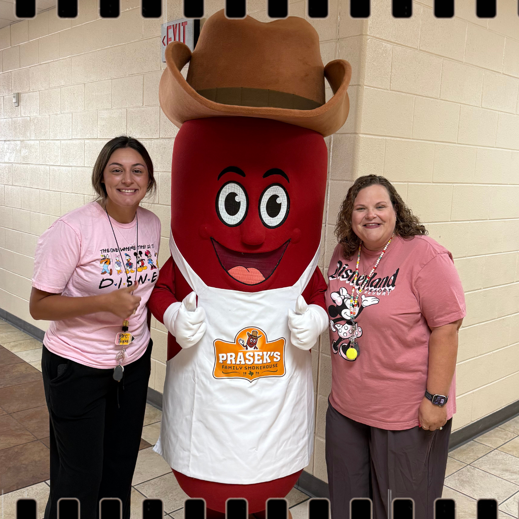 prasek's mascot with teachers