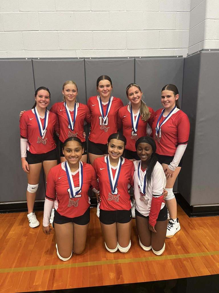 freshmen team with medals