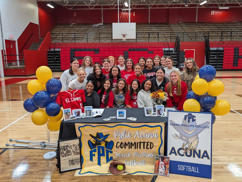 team surrounding acuna
