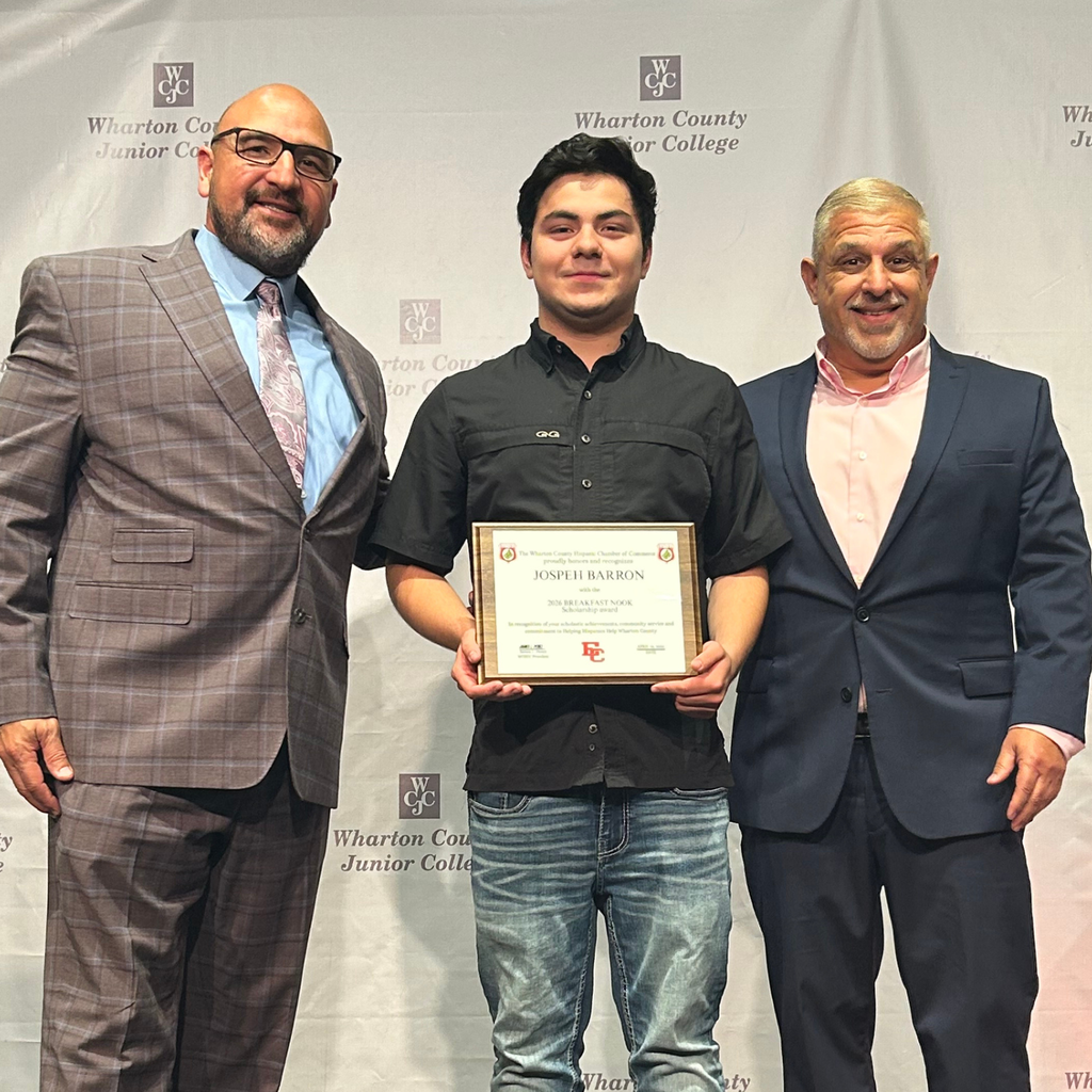 Barron with 2 men in suits