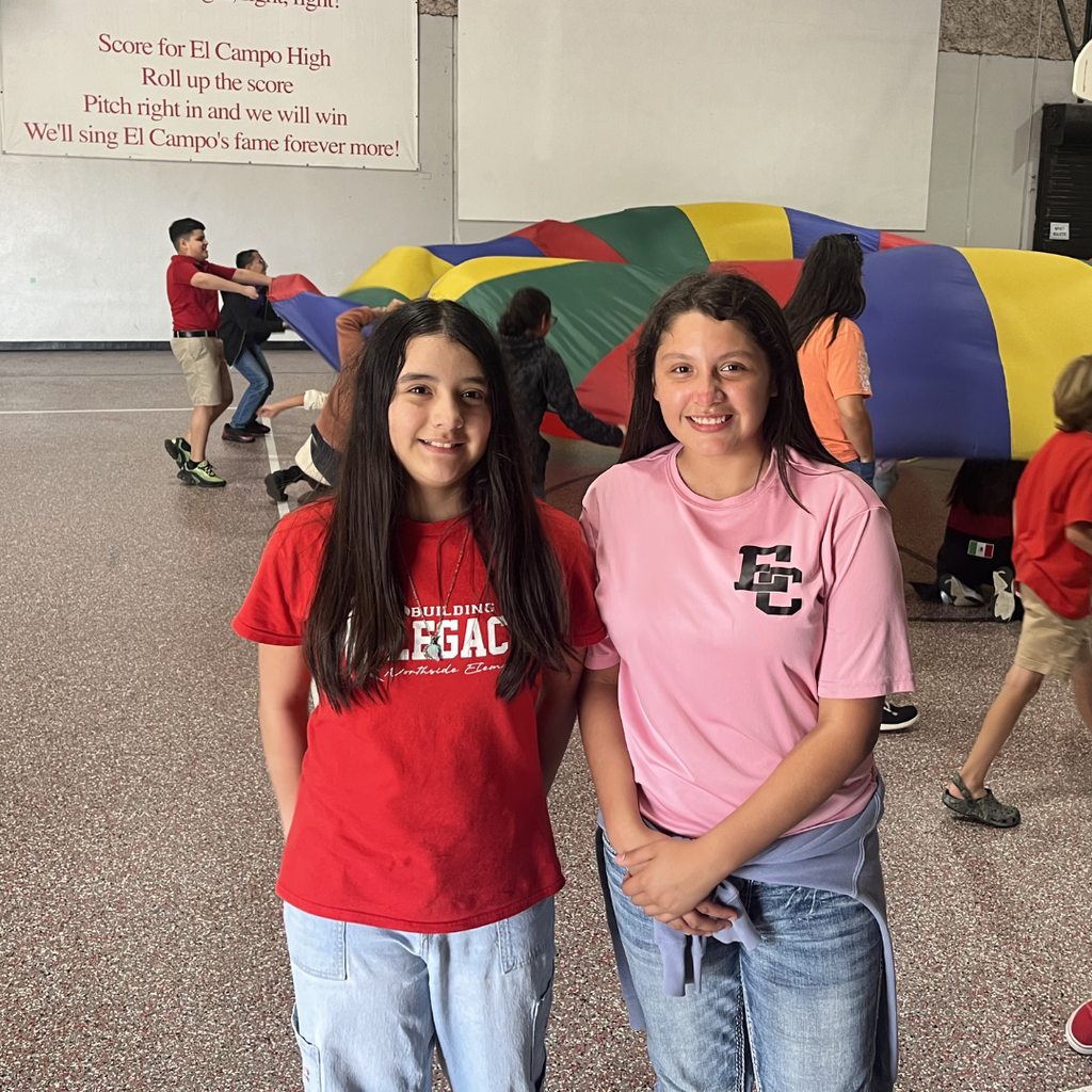 2 girls posing during a break