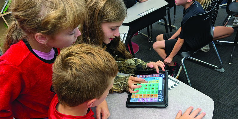 Blackmore fourth graders test out assistive communication devices