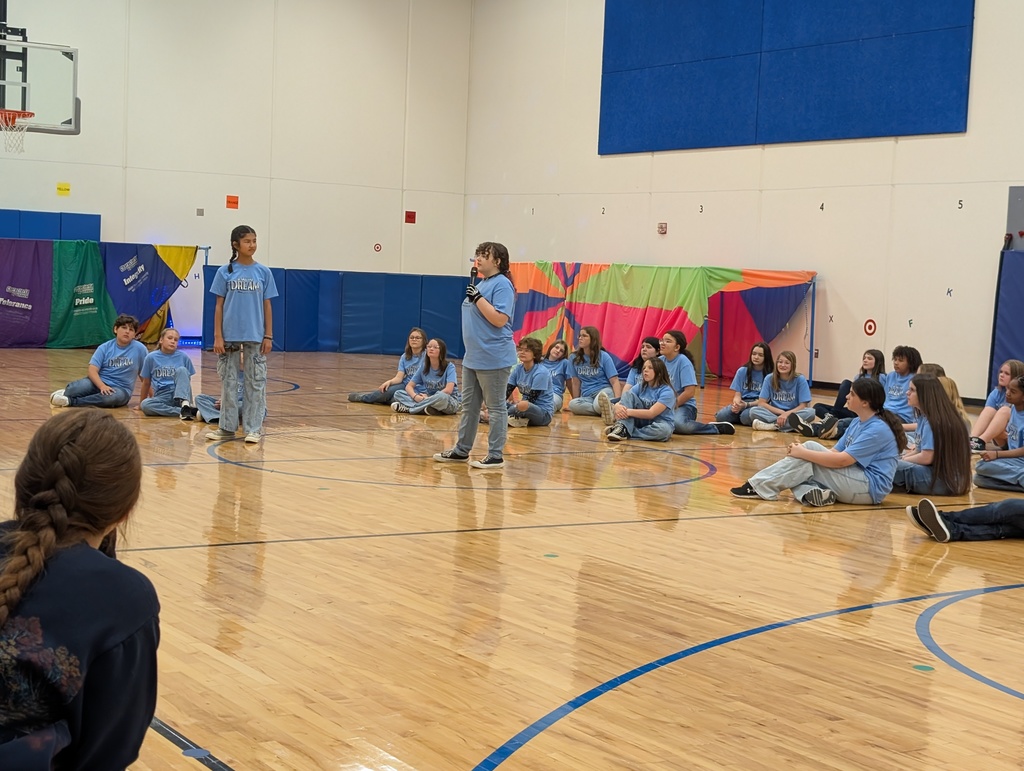 EMS students previewing songs from the musical for Skelly students