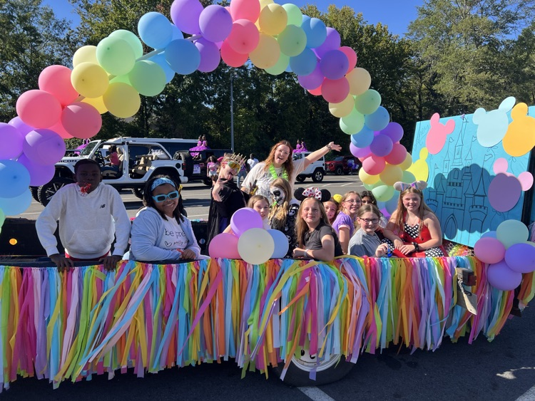 students on parade float