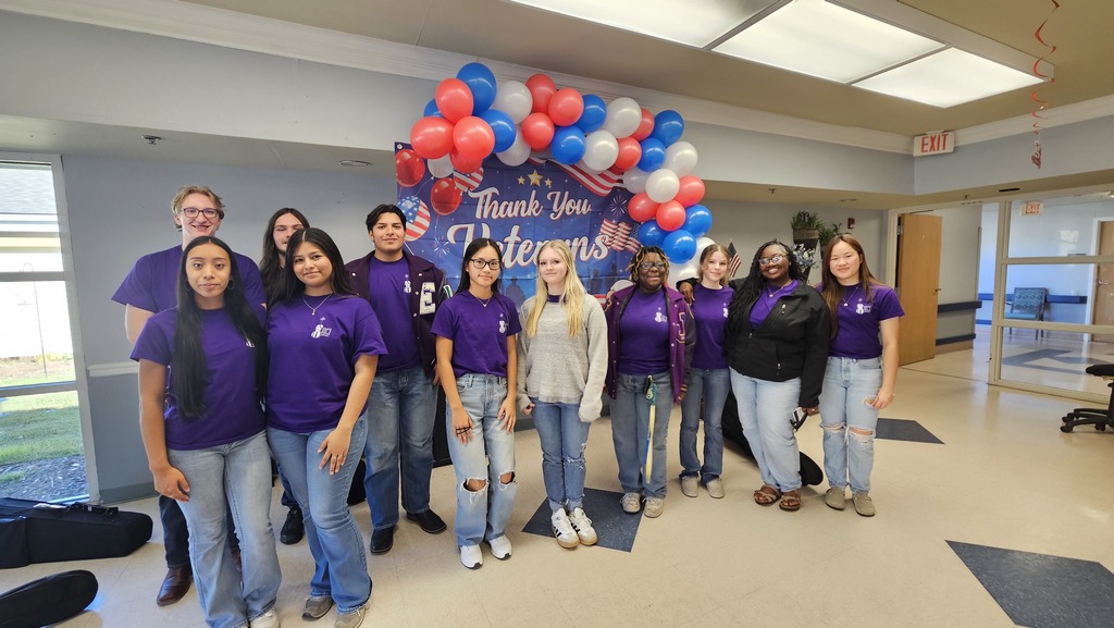 Our string students prepared small ensembles (quartets and trios) of patriotic music and toured the nursing homes in El Dorado to say "Thank You" to their veterans. It was a good day of community outreach. 