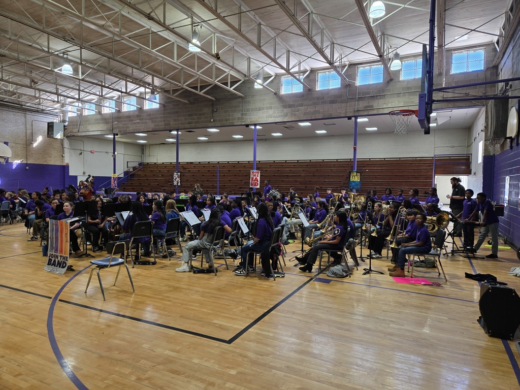 band and orchestra recruiting concert for 4th graders