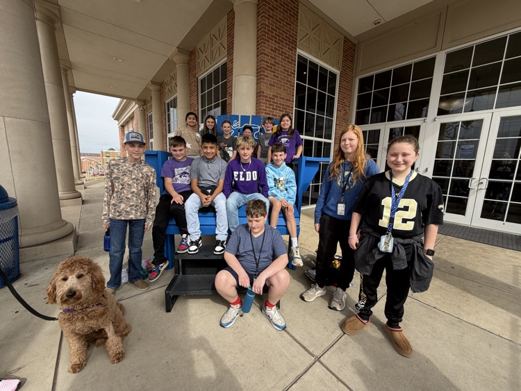 students outside of SAU with Ace 