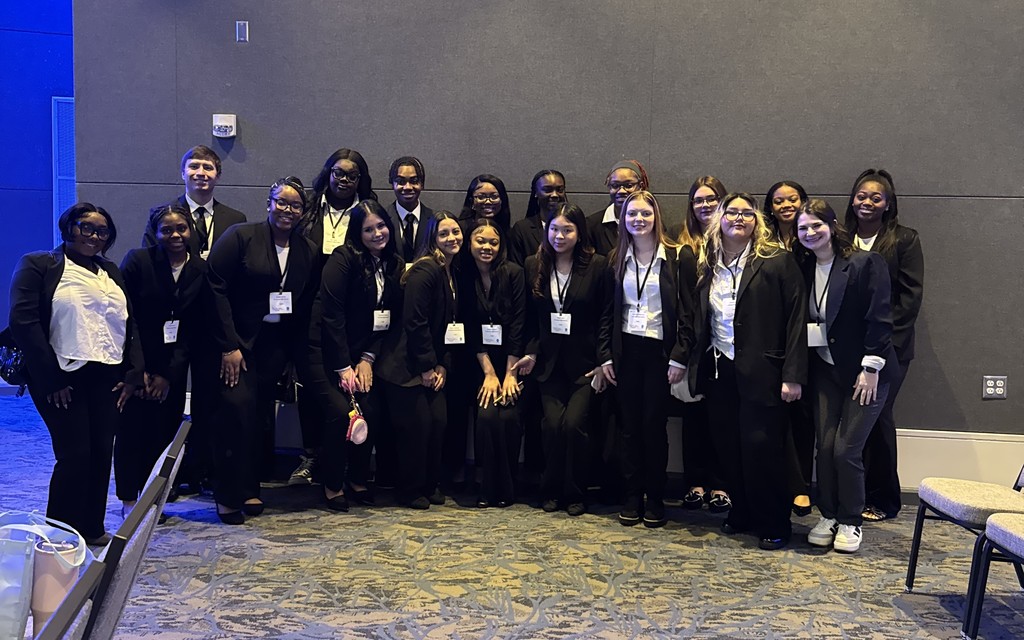 HOSA students at state leadership conference. 