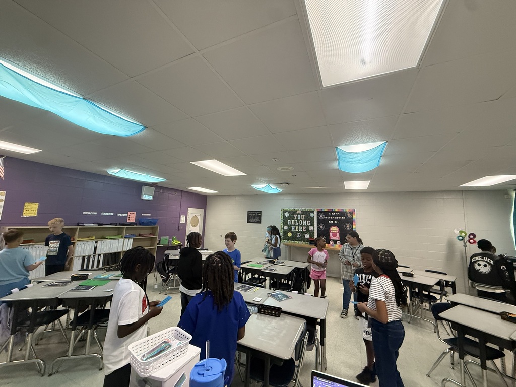 Students quiz-quiz-trading