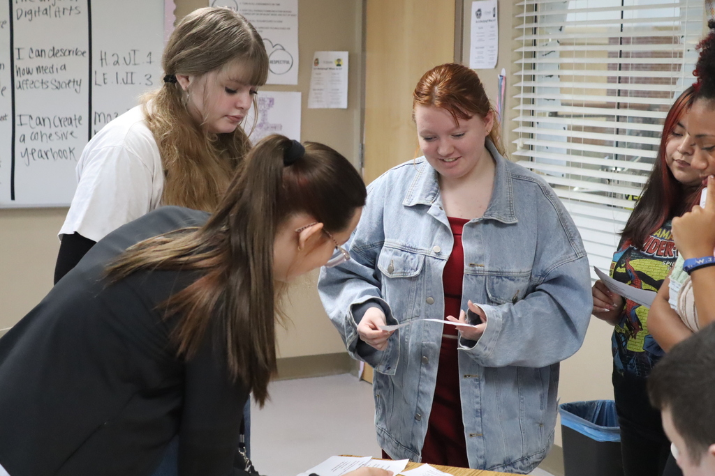 students working in group project