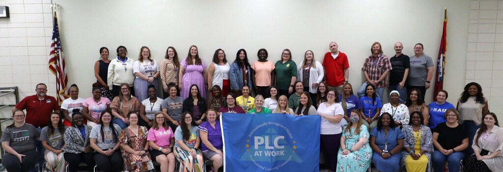 Washington Middle School has been recognized again as a Model Professional Learning Community at Work! This national recognition from Solution Tree highlights WMS’s continued commitment to collaboration, student learning, and improved achievement.  Congratulations to the entire WMS team on this incredible achievement! 💜👏