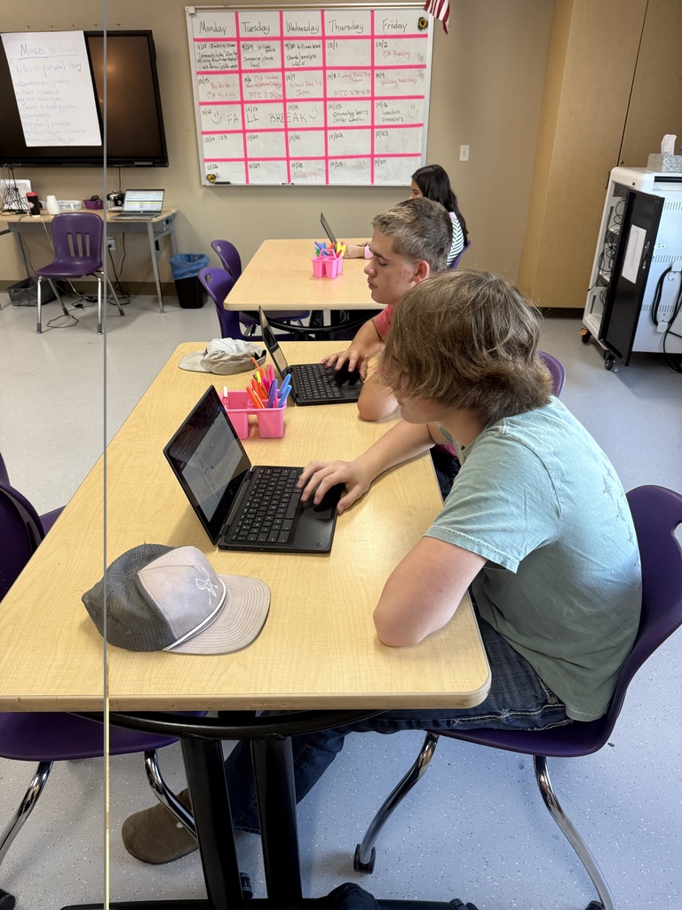 EHS students enrolling in Launch program for the future. 