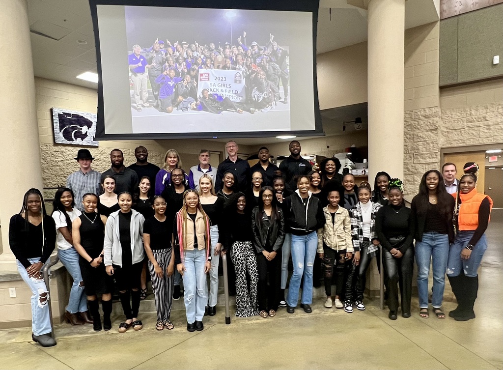 EHS Track & Field team receives their State Championship Rings!!