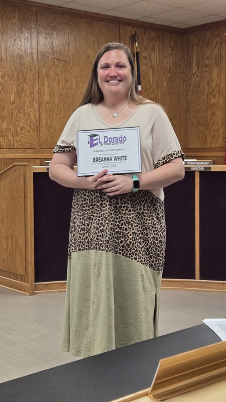 breanna white - washington middle teacher of the month