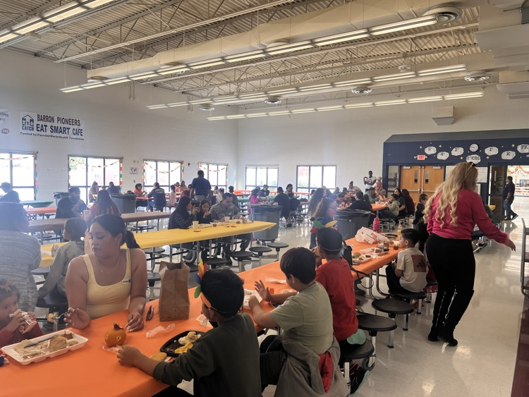 Thanksgiving luncheon 25-26