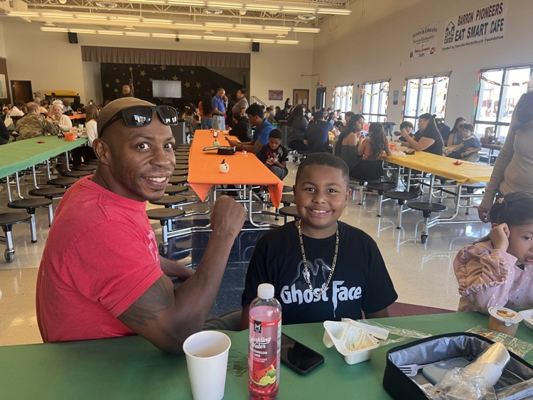 Thanksgiving luncheon 25-26