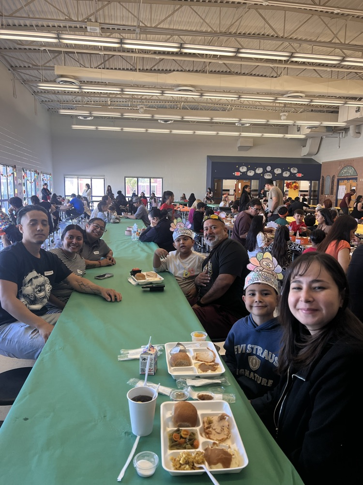 Thanksgiving luncheon 25-26