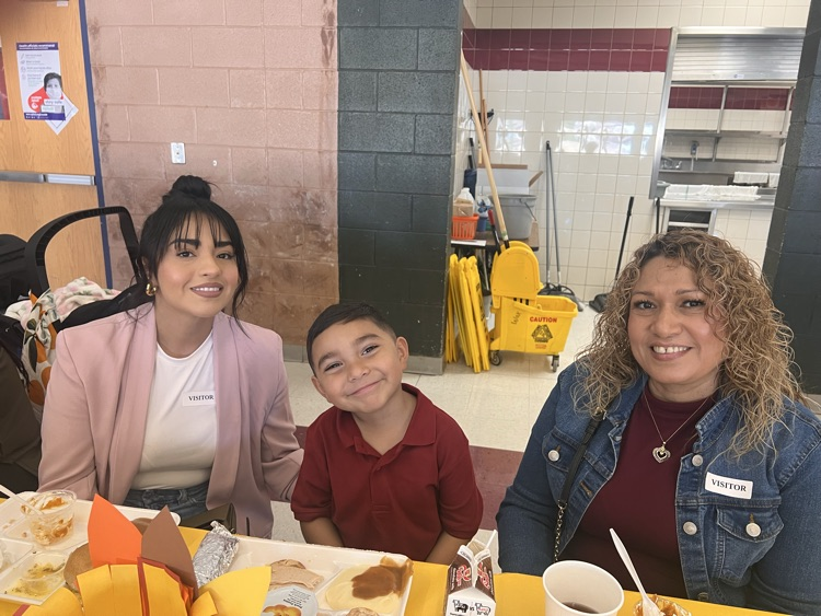 Thanksgiving luncheon 25-26