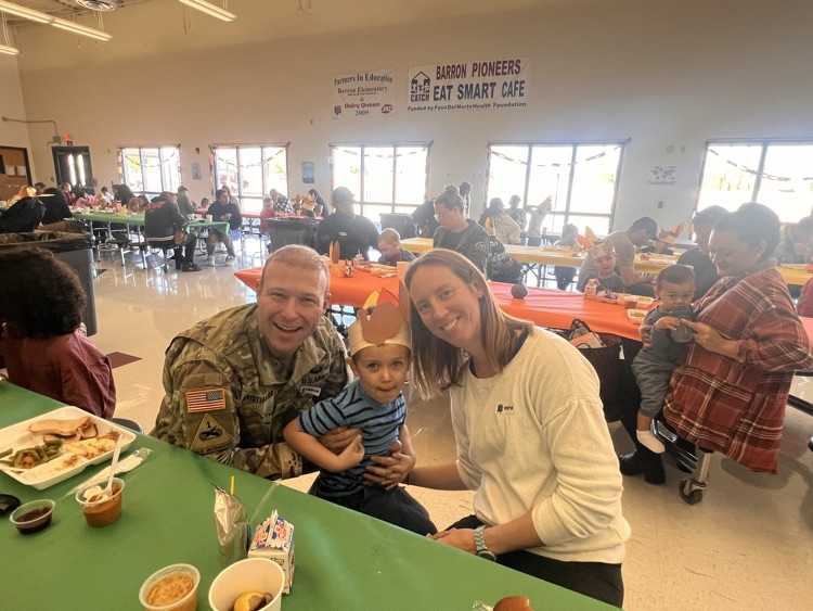 Thanksgiving luncheon 25-26