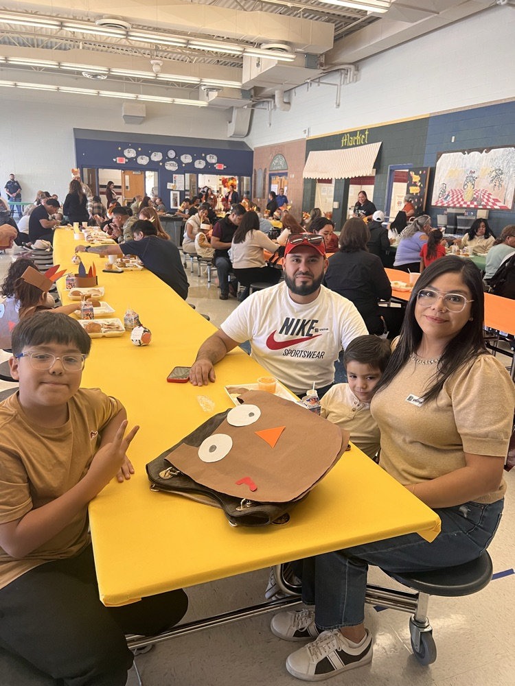 Thanksgiving luncheon 25-26