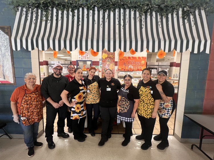 Thanksgiving luncheon 25-26