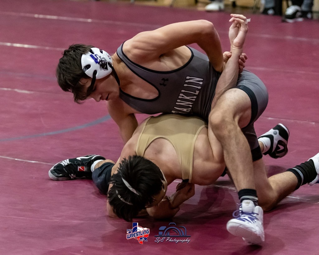 Alexander Tapia, Franklin wrestling