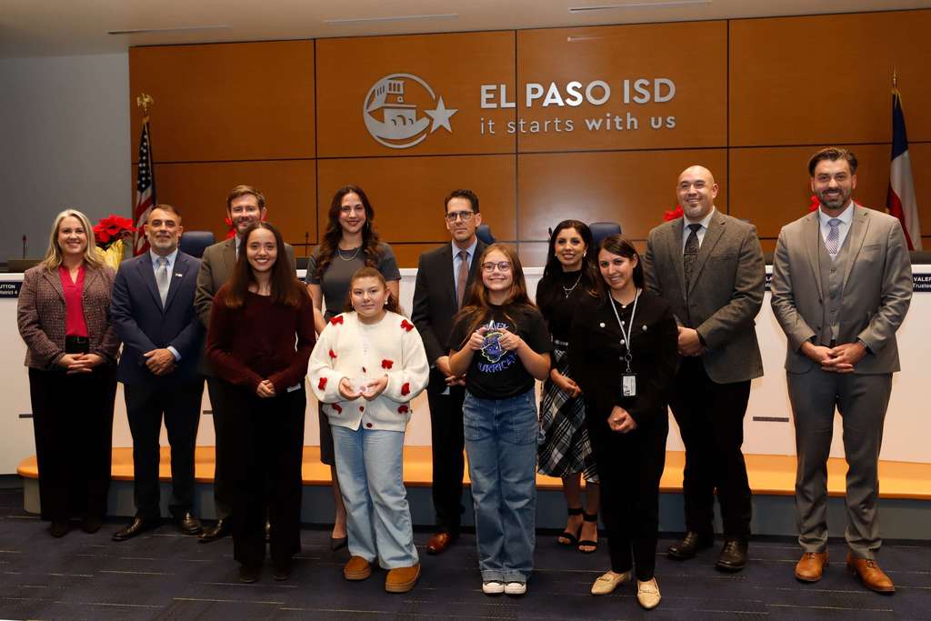 El Paso ISD Board of Trustees and Superintendent Dr. Brian Lusk were thrilled to recognize two of our outstanding students whose creativity earned them top honors in the El Paso County Elections Department’s Future Voter Sticker Design Contest. 🎨    Join us in congratulating:   🎊 1st Place – Sophia Salas, Hartley PK-8 School  🎊 3rd Place – Francella Belen Marin, Lamar Elementary School 
