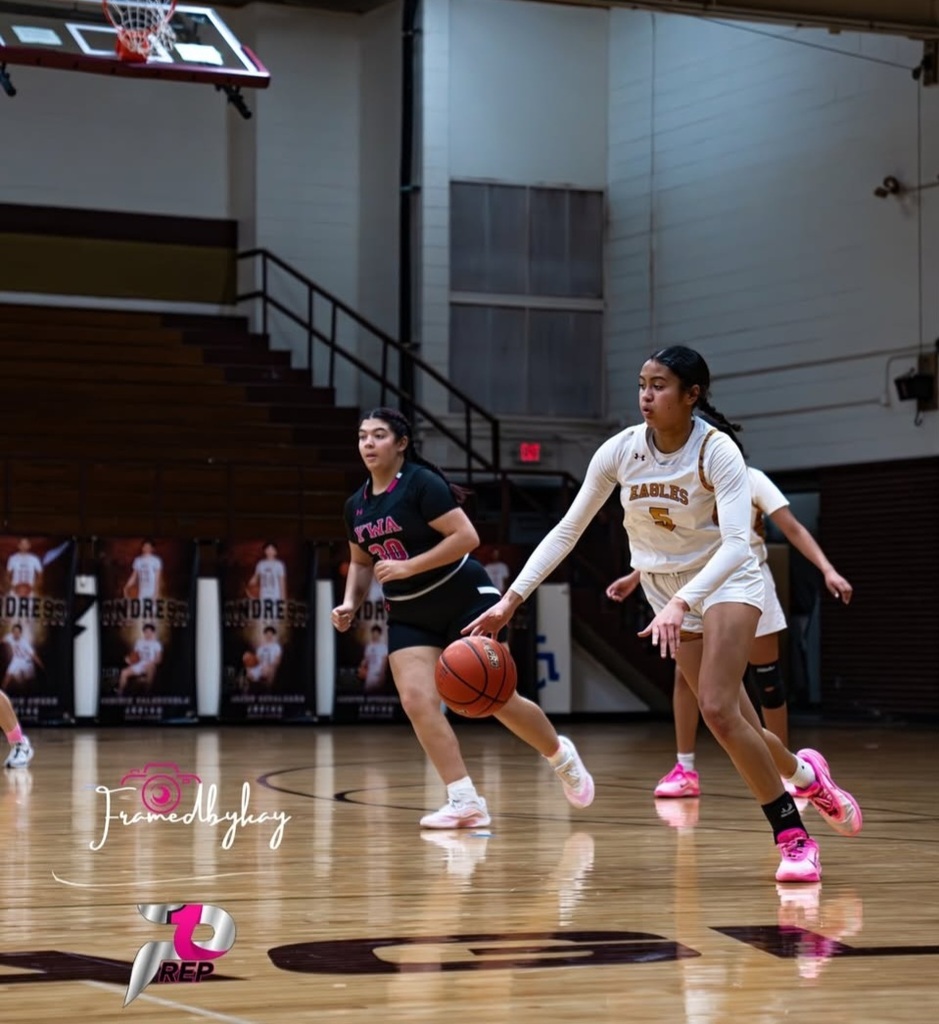  Sarai Duncan of Andress basketball
