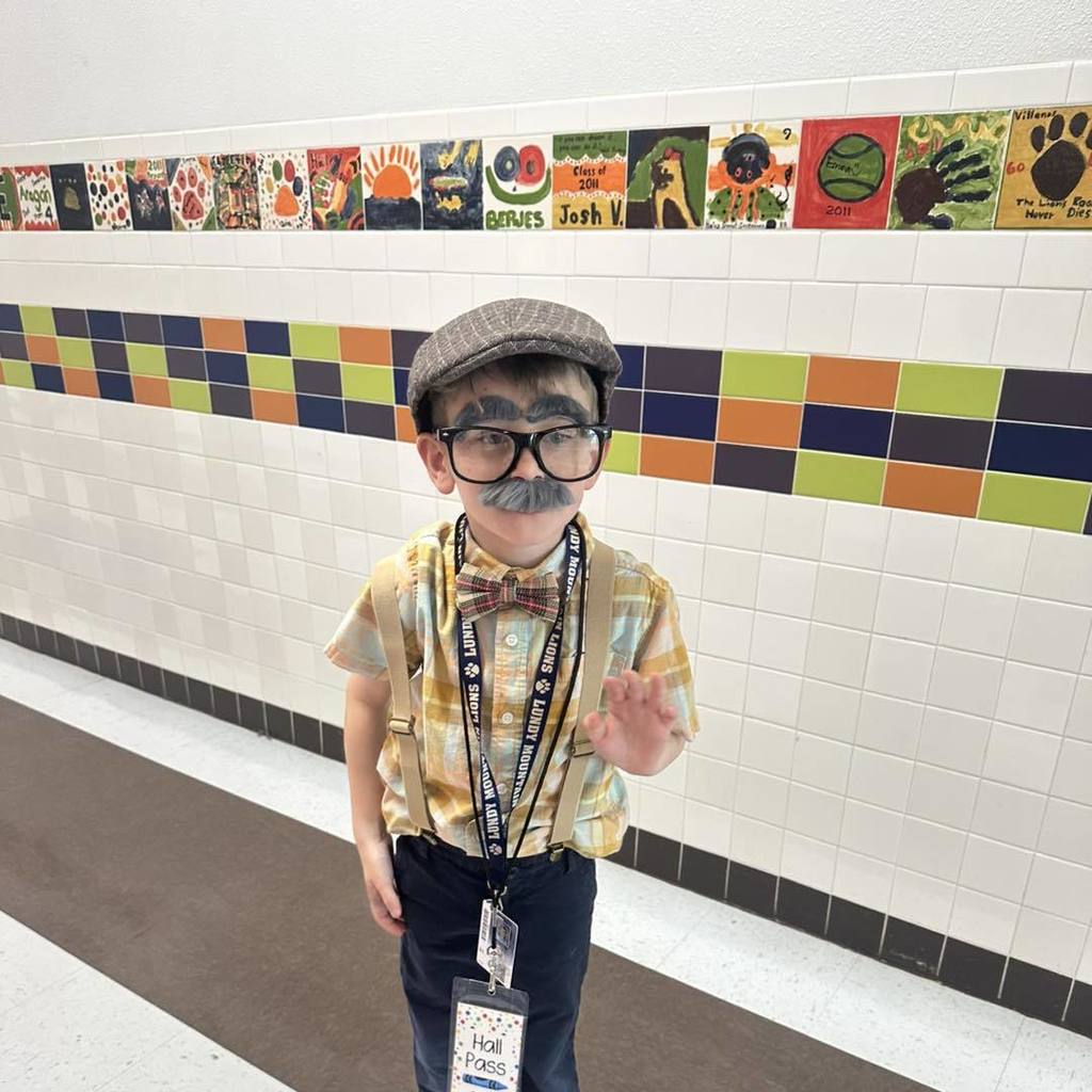 Student dressed up for the 100th day of school