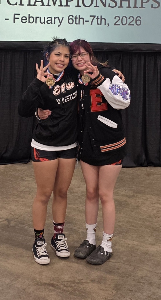 El Paso High School State Qualifier Wrestlers smile for a photo