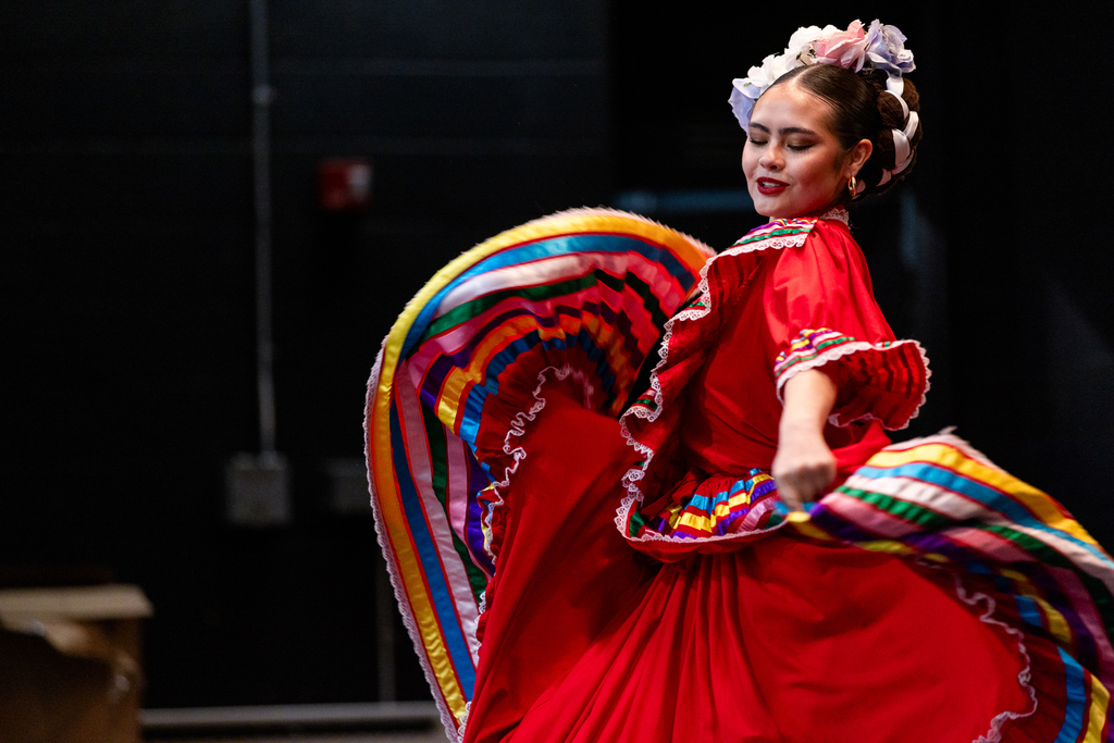 El Paso ISD folklorico dancer performing