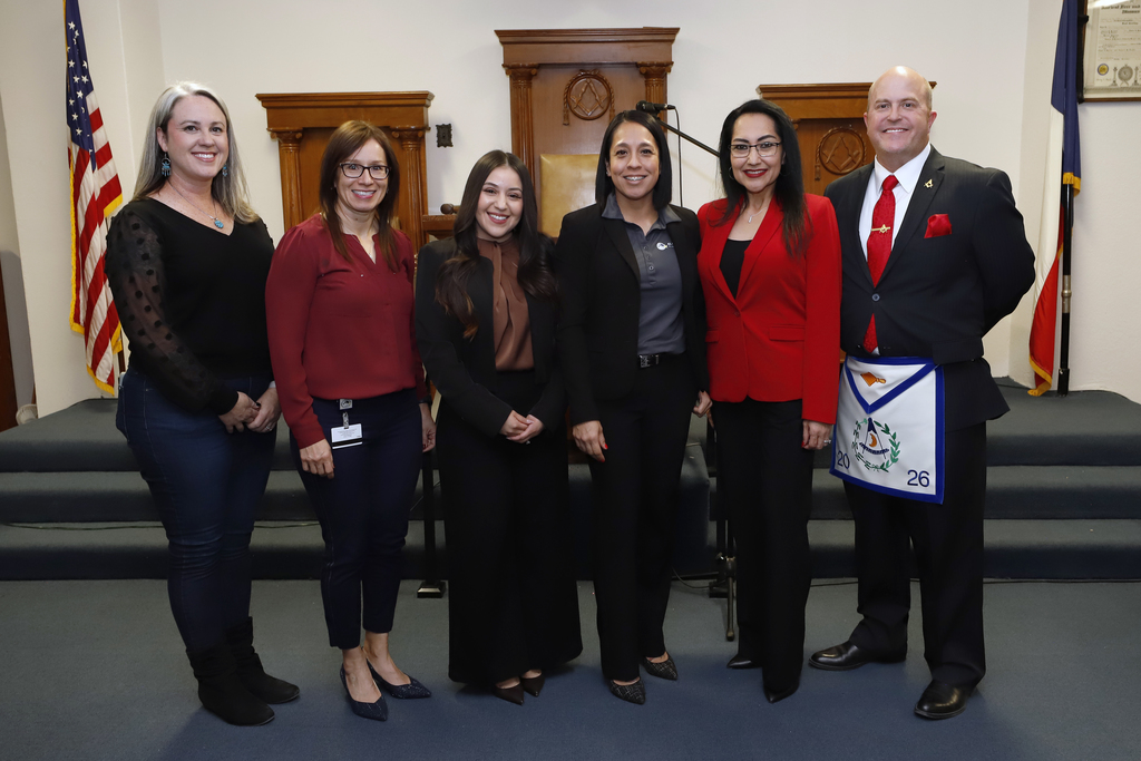 El Paso ISD staff and Trustee Mindy Sutton at the DODEA Bicycle Donation Dinner