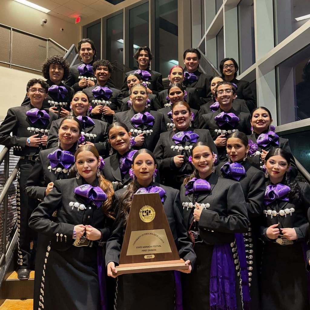 Photo of Franklin High School mariachi with trophy