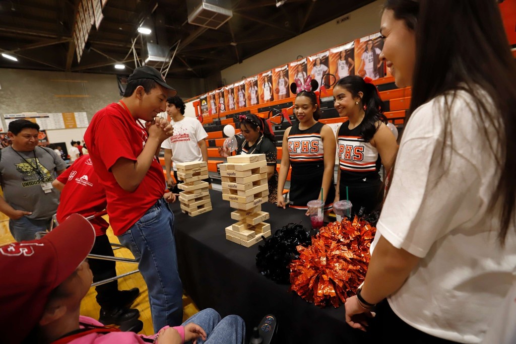 Students at Tiger Palooza playing Jenga