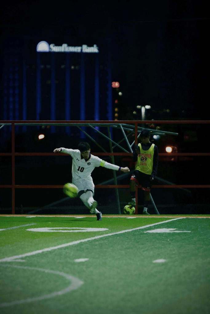 Photo of Gael Cruz, Burges soccer kicking soccer ball