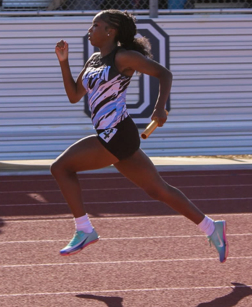 Photo of Sianna Butler, Chapin track & Field