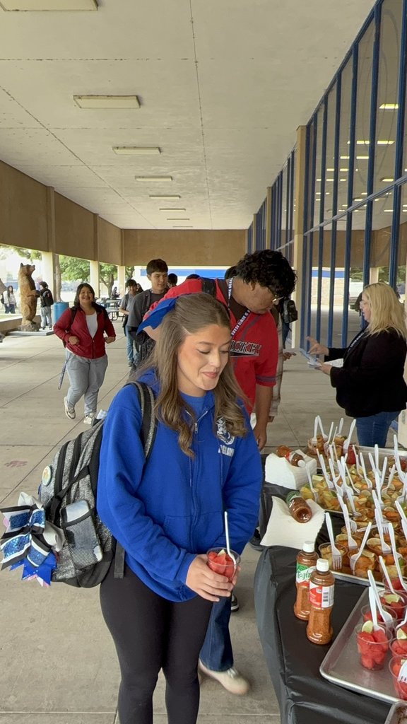 Student grabs fruit cup