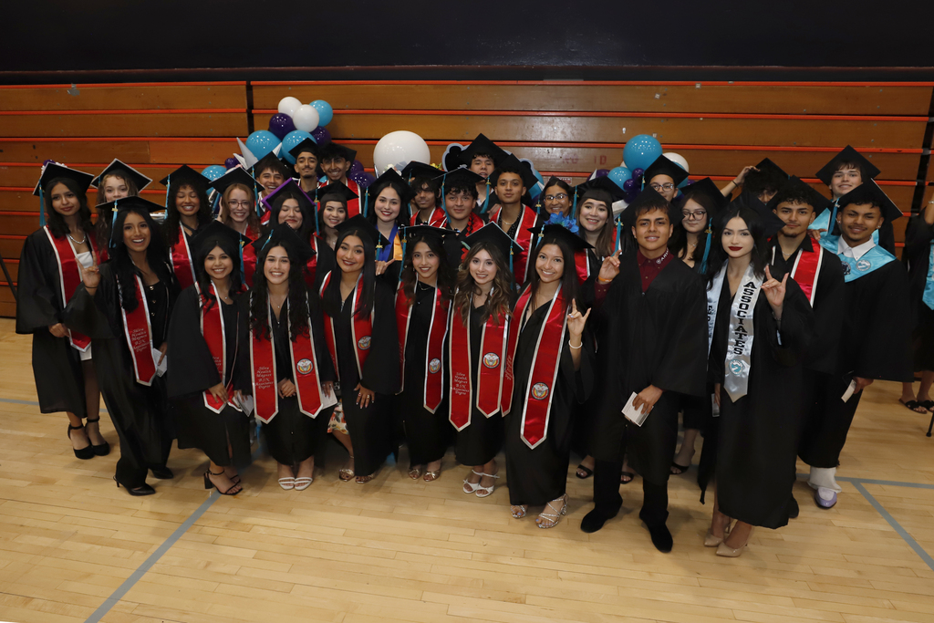 Jefferson High School and Silva Health Magnet students take group photo