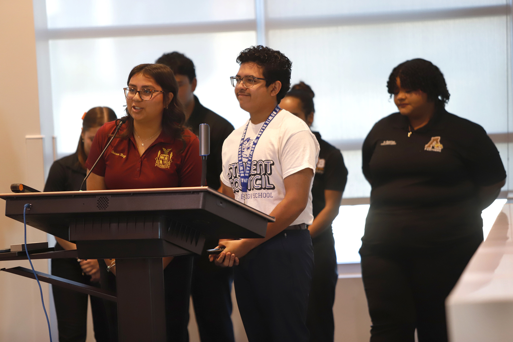 Superintendent Student Advisory Council Andress and Bowie students presenting