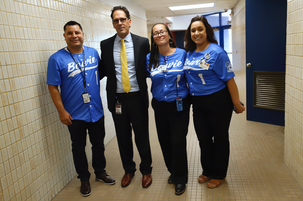 Bowie staff takes group photo with Superintendent Dr. Lusk