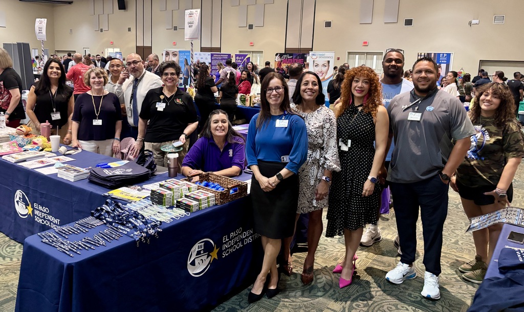 El Paso ISD staff members take group photo at 2026 Bienvenidos a Bliss Relocation Fair